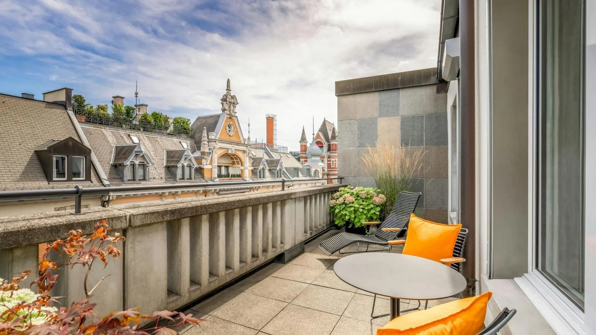 *****  Neues Schloss Privat Hotel Zurich, Autograph Collection Switzerland
