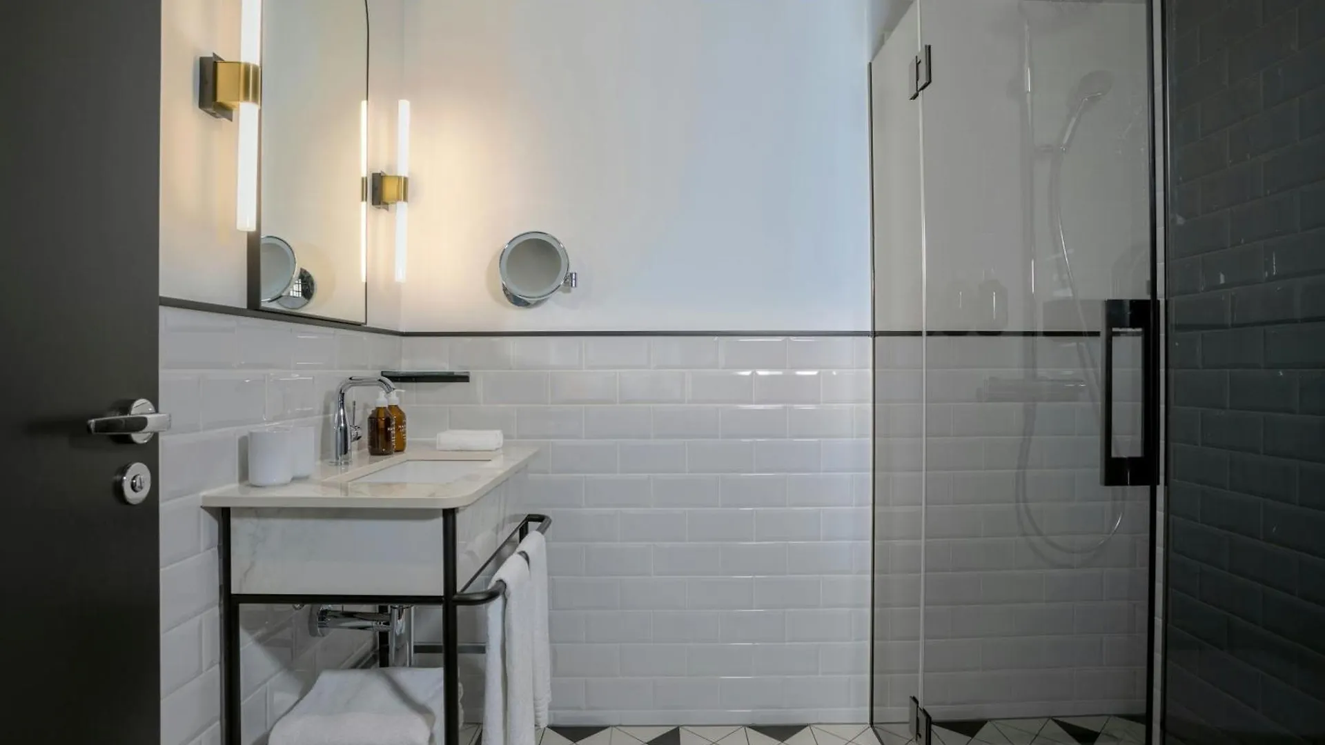 Neues Schloss Privat Hotel Zurich, Autograph Collection 5*, Zurich
