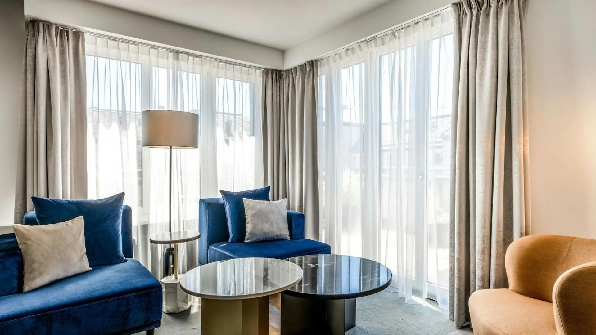 Neues Schloss Privat Hotel Zurich, Autograph Collection 5*, Zurich