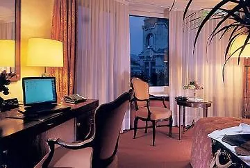 *****  Neues Schloss Privat Hotel Zurich, Autograph Collection Switzerland