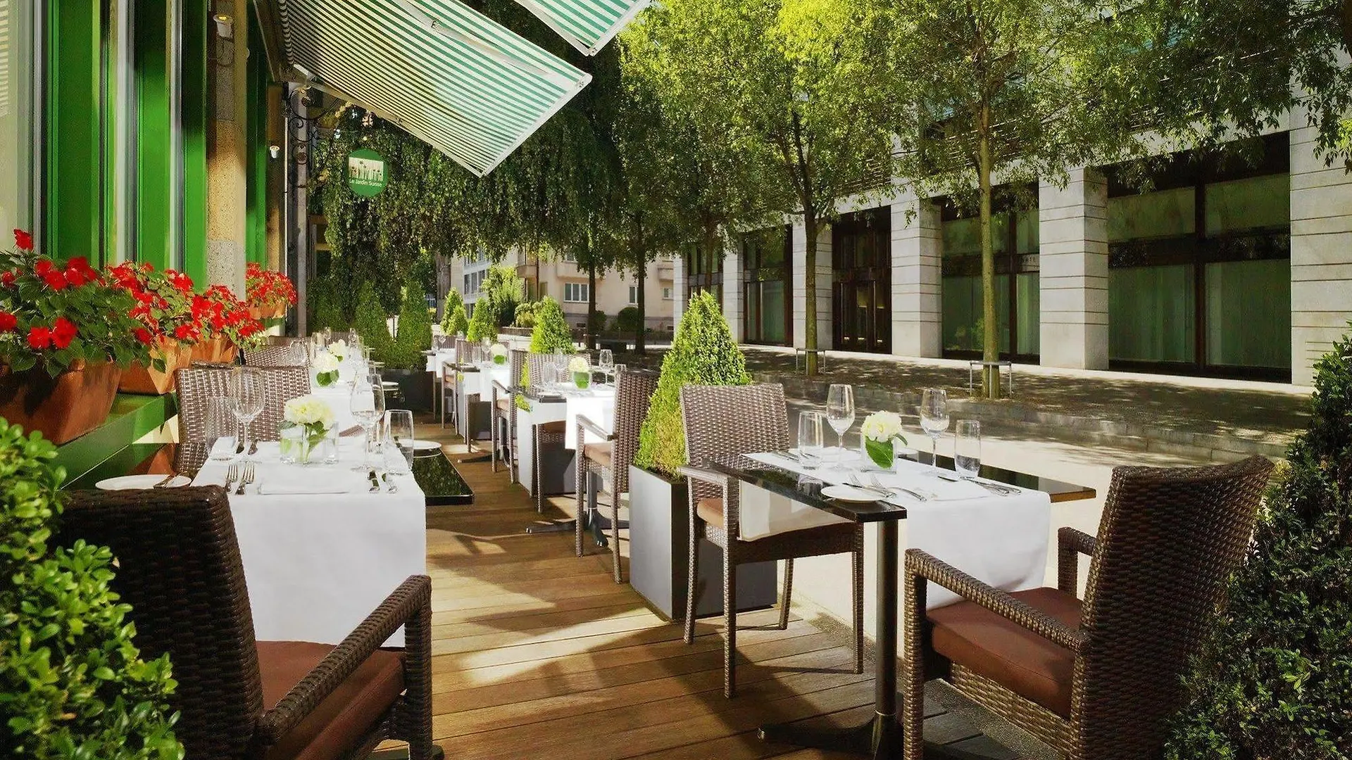 Neues Schloss Privat Hotel Zurich, Autograph Collection 5*, Zurich Switzerland