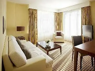 Neues Schloss Privat Hotel Zurich, Autograph Collection