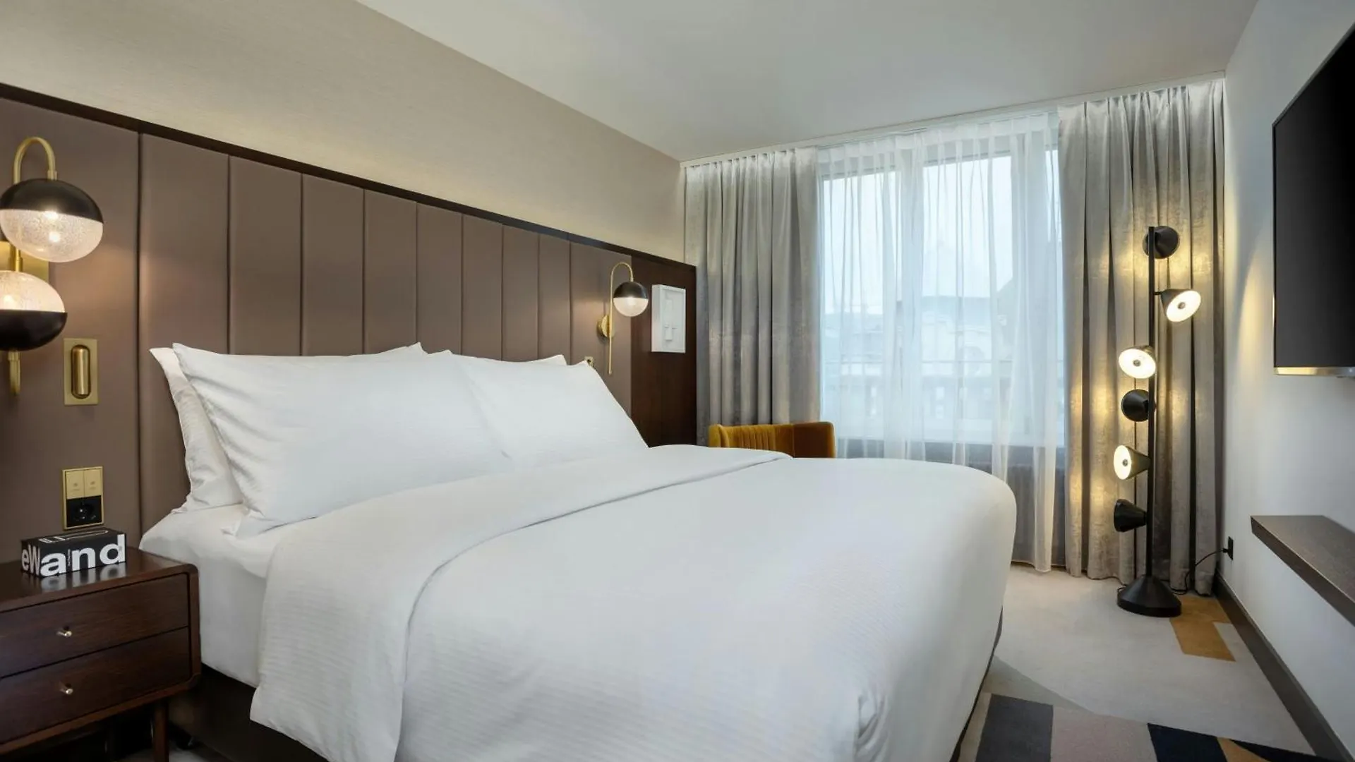 Neues Schloss Privat Hotel Zurich, Autograph Collection