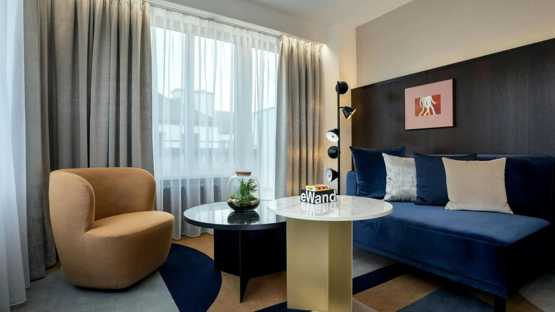 Neues Schloss Privat Hotel Zurich, Autograph Collection