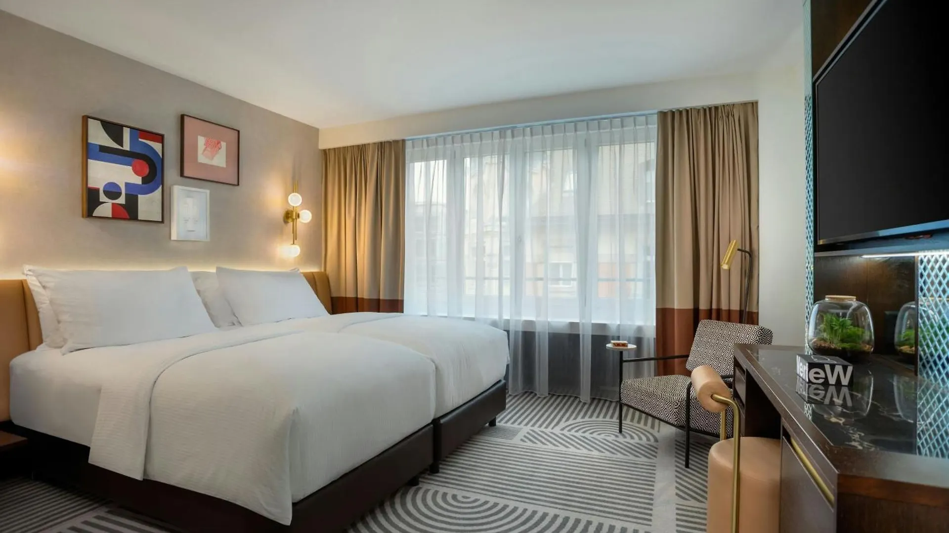 Neues Schloss Privat Hotel Zurich, Autograph Collection