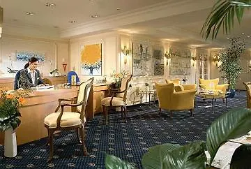 Neues Schloss Privat Hotel Zurich, Autograph Collection