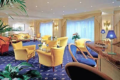 Neues Schloss Privat Hotel Zurich, Autograph Collection 5*,  Schweiz